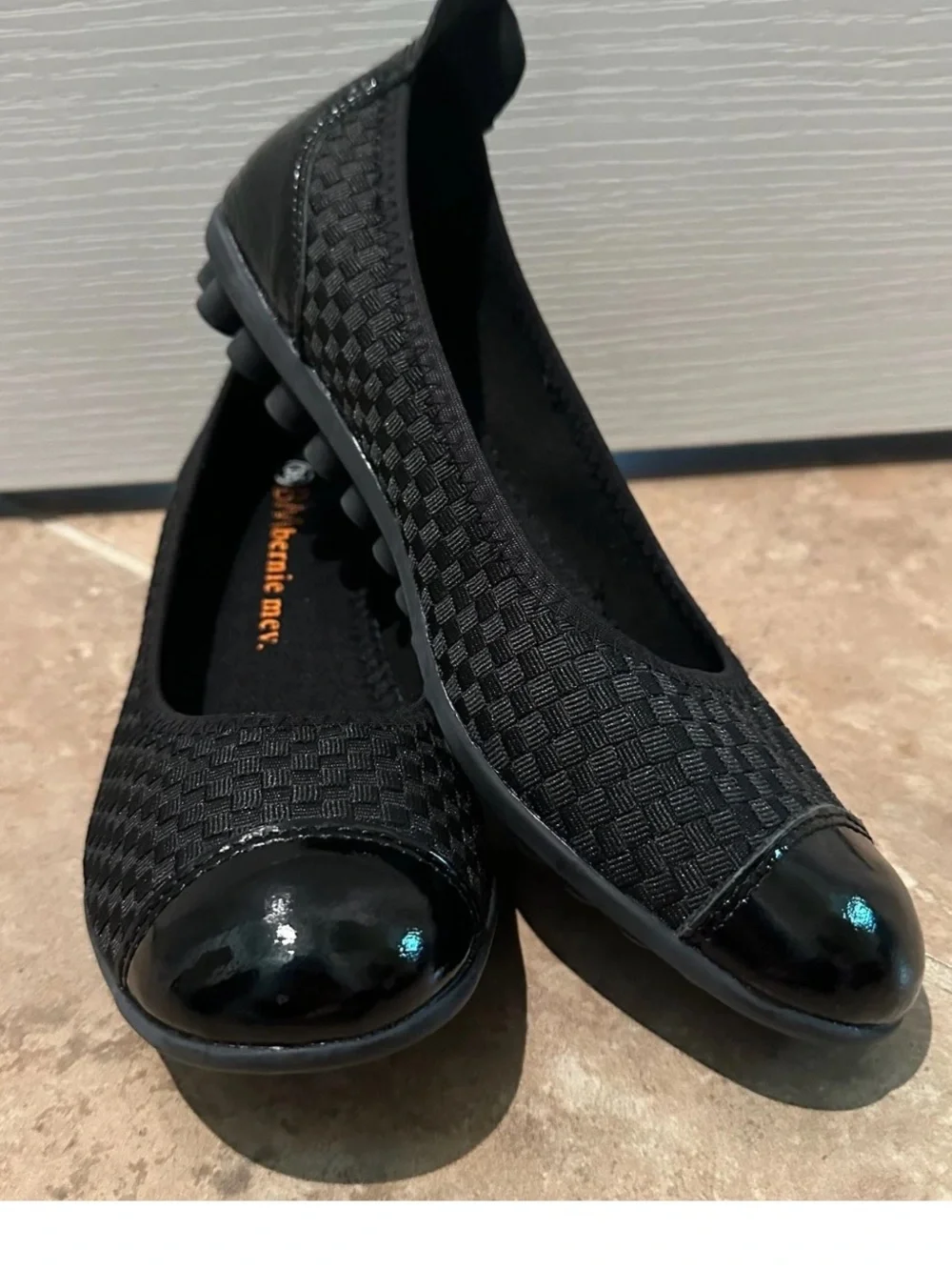 Bernie Mev Ballet Flats Black ‎ Woven Patent Cap Toe Comfort Women EU 37 US 6